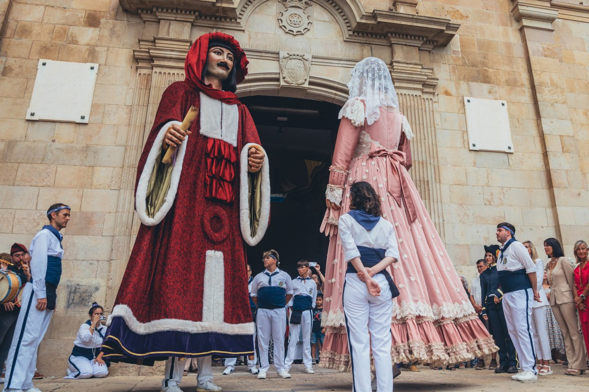 Anastasi i Maria en una fotografia actual