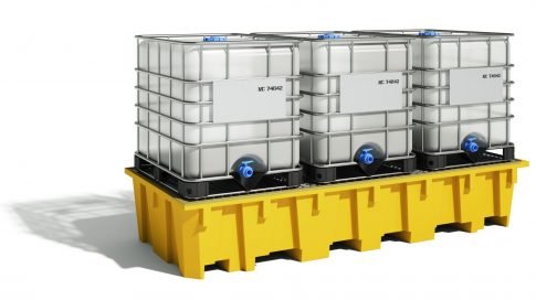 [893.916.94] CUBETO DE RETENCIÓN DE POLIETILENO DE 1200L CON SOPORTES DE TRASIEGO PARA 3 IBC.