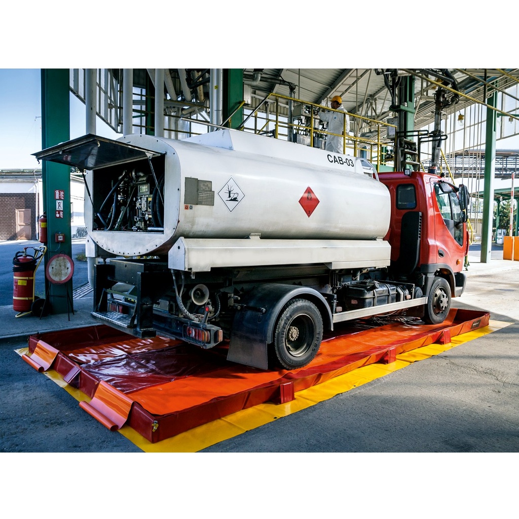 KIT DE CUBETO FLEXIBLE DE 22500L CON ESQUINAS PLEGABLES, CON ALFOMBRA Y BANDAS DE RODADURA.