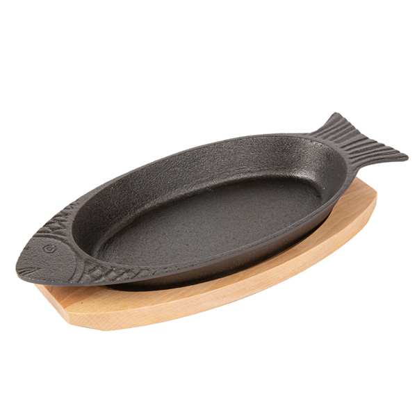 PLATO PESCADO + BASE DE MADERA 32x13 CM NEGRO HIERRO (8 UNID.)