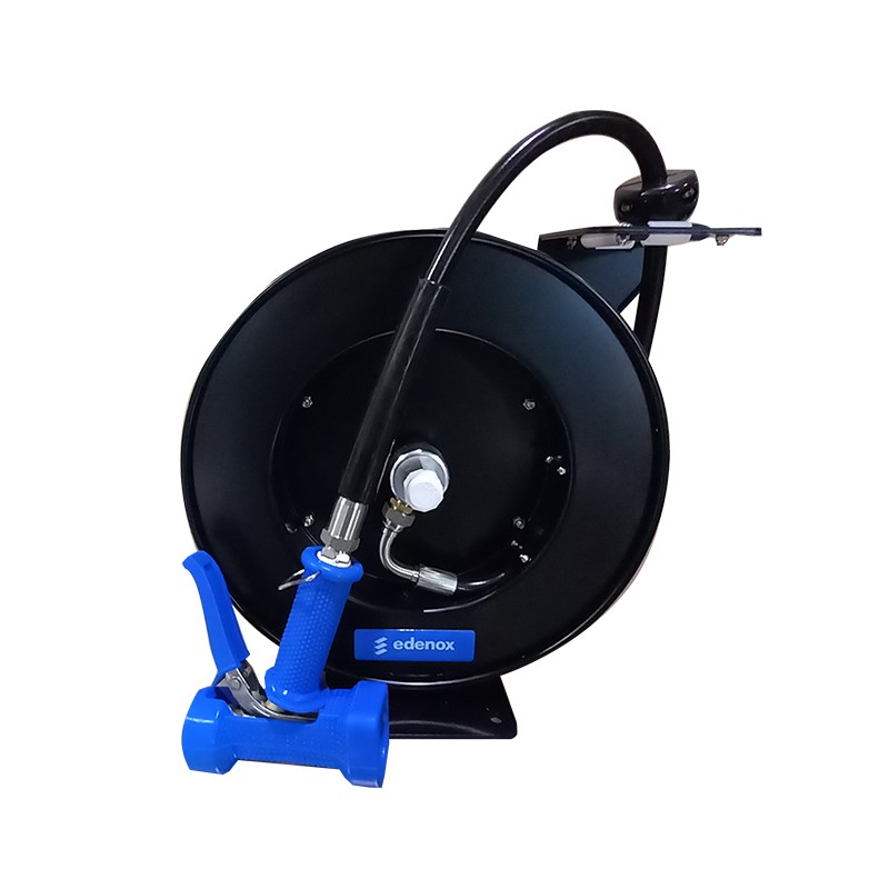 Grifo extensible de 10 metros con pistola